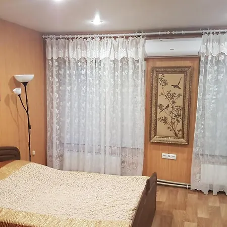 Апартаменти Uiytnaya Kvartira Uspenska 54 *