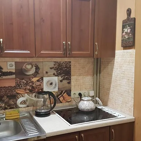 Uiytnaya Kvartira Uspenska 54 *