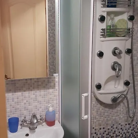 Apartment Uiytnaya Kvartira Uspenska 54 *